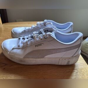 Puma‎ Women's White leather Sneakers Size 8